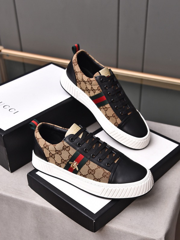 Gucci Sneakers